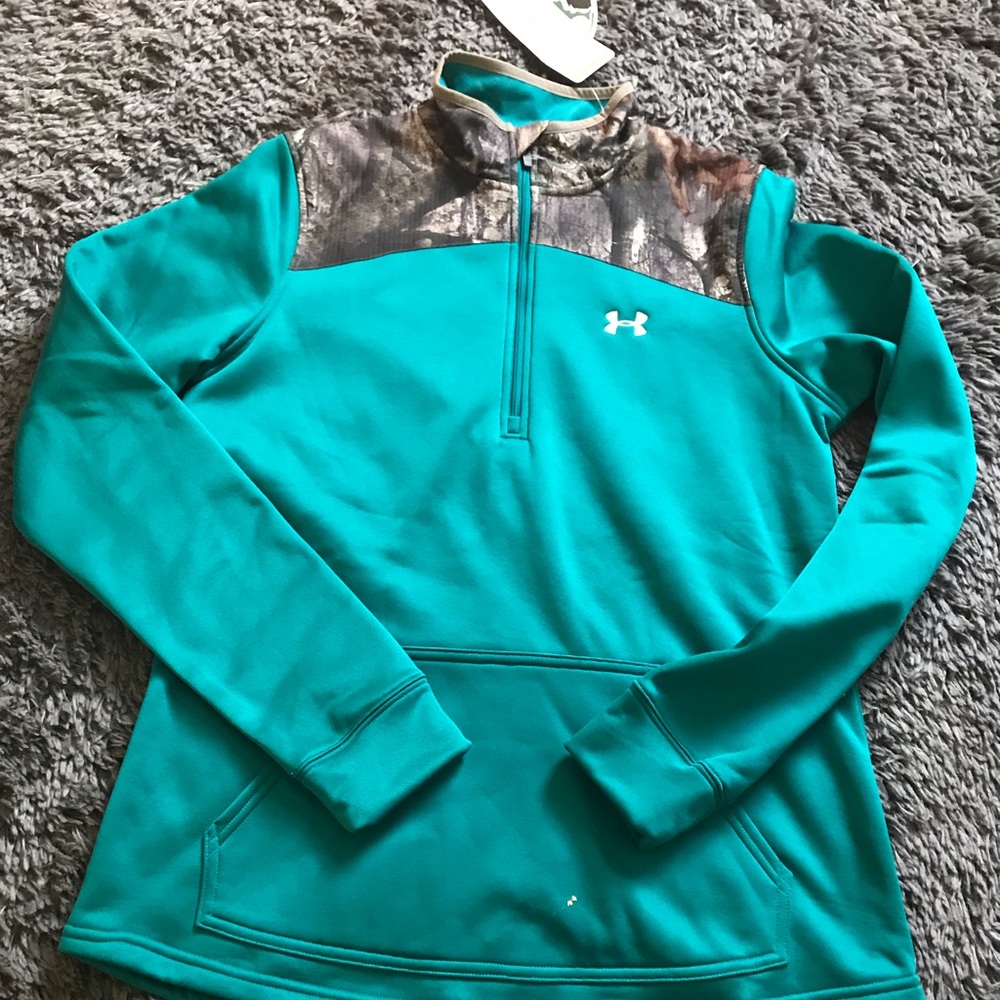 Underarmour sweatshirt